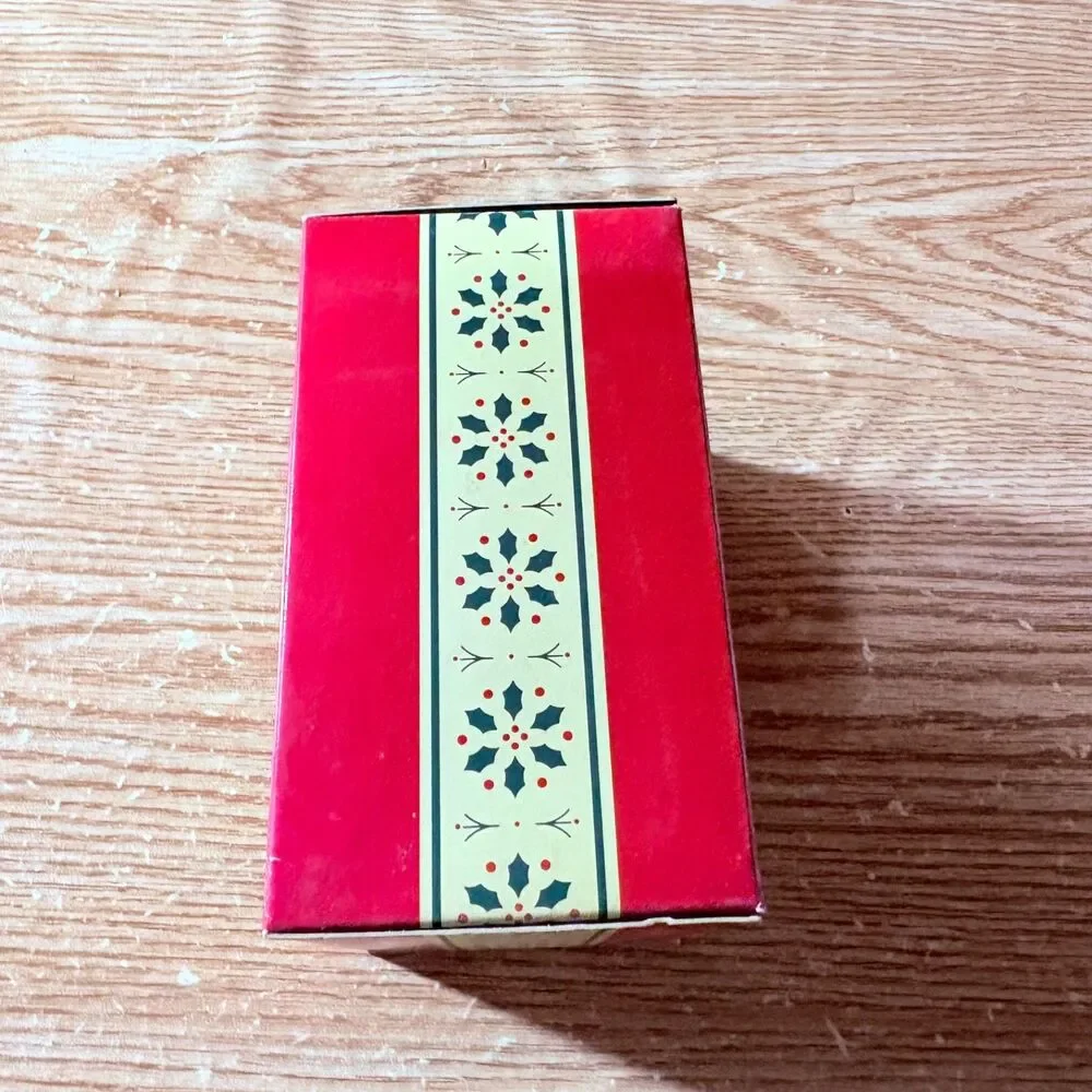Carlton Cards heirloom collection